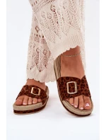 Dámské Pantofle Na Platformě Se Zlatou Přezkou model 21702349 - Boto Dámské Pantofle Na Platformě Se Zlatou Přezkou model 21702349 - Boto