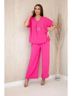 Súprava s náhrdelníkom blúzka + nohavice ružová Súprava s náhrdelníkom blúzka + nohavice ružová