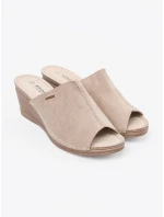 Vynikajúce hnedé dámske ponožky s platformou Vynikajúce hnedé dámske ponožky s platformou