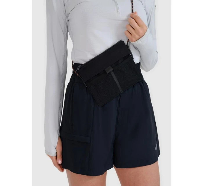 Dámske trekingové šortky s odnímateľným vreckom 4F 4FWSS25TFSHF0953-20S dámske Dámske trekingové šortky s odnímateľným vreckom 4F 4FWSS25TFSHF0953-20S dámske