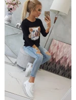 Halenka s 3D grafikou a ozdobnými volánky černá Halenka s 3D grafikou a ozdobnými volánky černá