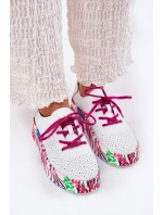 Skórzane Sneakersy Damskie Na Wzorzystej Platformie Vinceza 88017 Białe