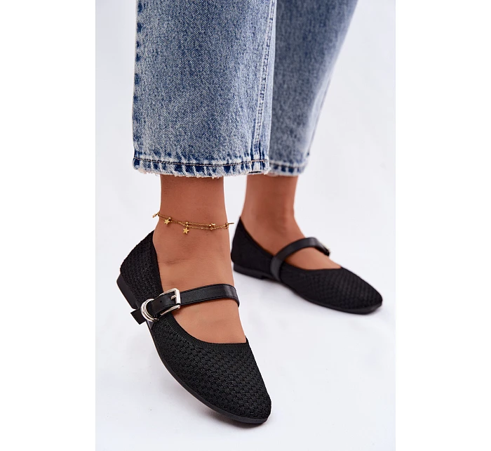 Textilní baleríny s páskem a přezkou model 22122509 - Boto