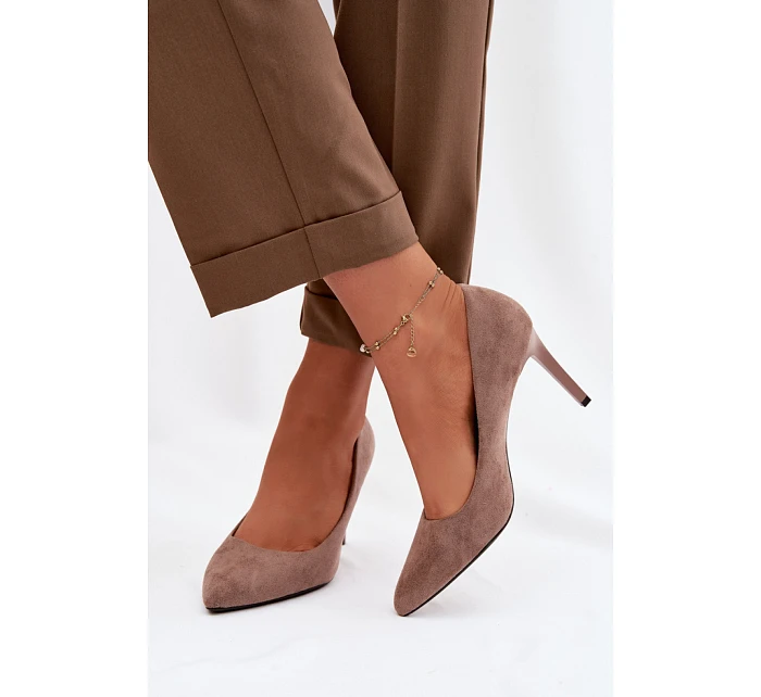 Lodičky s ihlovým podpätkom model 226094 Krok vo veľkom štýle Lodičky s ihlovým podpätkom model 226094 Krok vo veľkom štýle