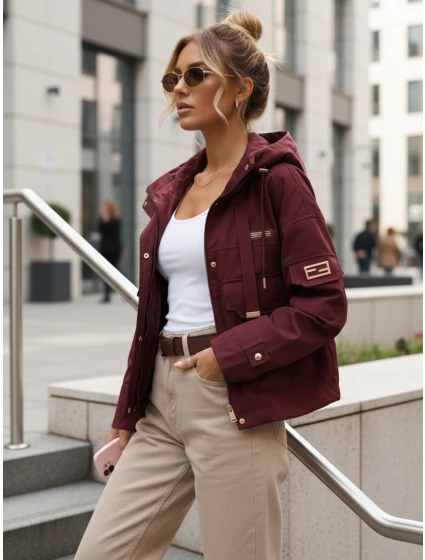 Dámska prechodná bunda s kapucňou a vreckami bordová FashionStreet TY5635