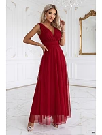 687-2 Elegantní maxi šaty s výstřihem do V a odhalenými zády – světle vínová