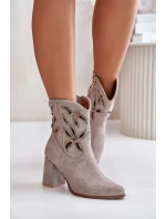 Semišové Botky Na Podpatku Lewski model 21672767 - Boto Semišové Botky Na Podpatku Lewski model 21672767 - Boto