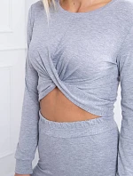 Súprava s riasením na blúzke šedej farby