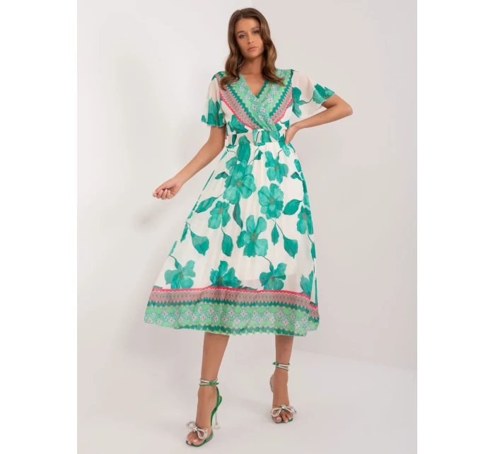 Šaty DHJ SK 11331 5.19 zelených Šaty DHJ SK 11331 5.19 zelených