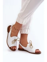 Kožené ploché sandály model 21646113 bílé - Zazoo