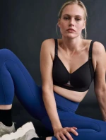 Dámska podprsenka Triaction Gravity Lite P EX - BLACK - čierna 0004 - TRIUMPH