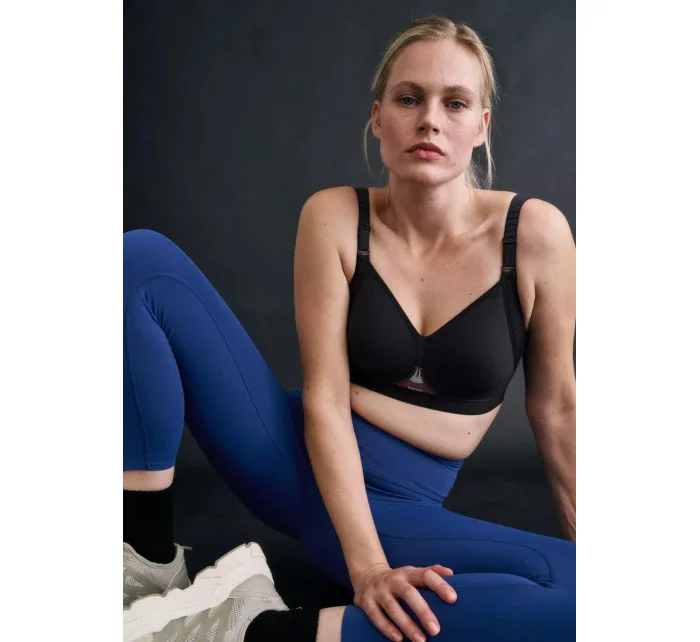 Dámská sportovní podprsenka Triaction model 19010550 Lite P EX BLACK černá 0004 - Triumph Dámská sportovní podprsenka Triaction model 19010550 Lite P EX BLACK černá 0004 - Triumph