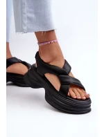 Dámske kožené sandále na robustnej podrážke čiernej farby GOE Dámske kožené sandále na robustnej podrážke čiernej farby GOE