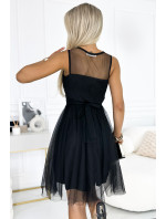 CATERINA - Veľmi ženské čierne šaty s reliéfnou výšivkou a jemným tylom 522-2