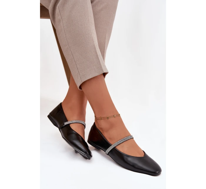 Dámské baleríny s lesklými pásky černé Ilirene Dámské baleríny s lesklými pásky černé Ilirene