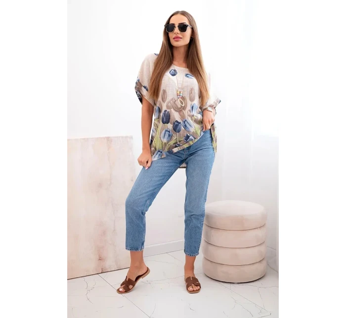 Dámske bavlnené tričko s kvetinovým vzorom béžovej farby Dámske bavlnené tričko s kvetinovým vzorom béžovej farby