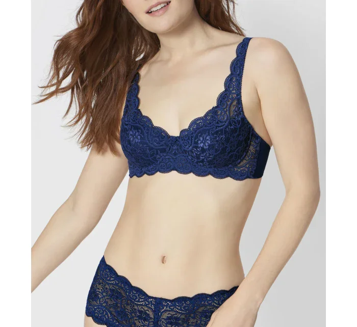 Amourette 300 WHP X - HLBOKÁ VODA - TRIUMPH