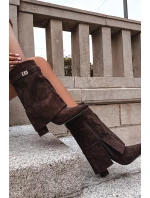 Ocieplane Botki Damskie Na Słupku Z Ozdobnym Paskiem Czekoladowe Luvielle