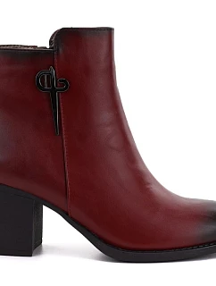 Dámské kotníkové boty na podpatku, červené, model 22399656 - M. Daszyński
