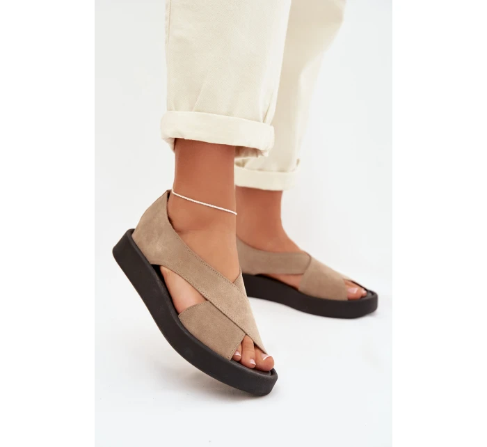 Dámské sandály model 22027703 z přírodního semiše Béžové - Zazoo