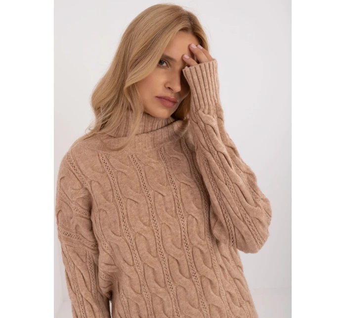 Sweter AT SW model 20463784 camelowy - FPrice Sweter AT SW model 20463784 camelowy - FPrice