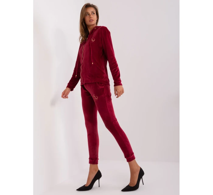 Súprava RV KMPL 6084.92P gaštanová Súprava RV KMPL 6084.92P gaštanová