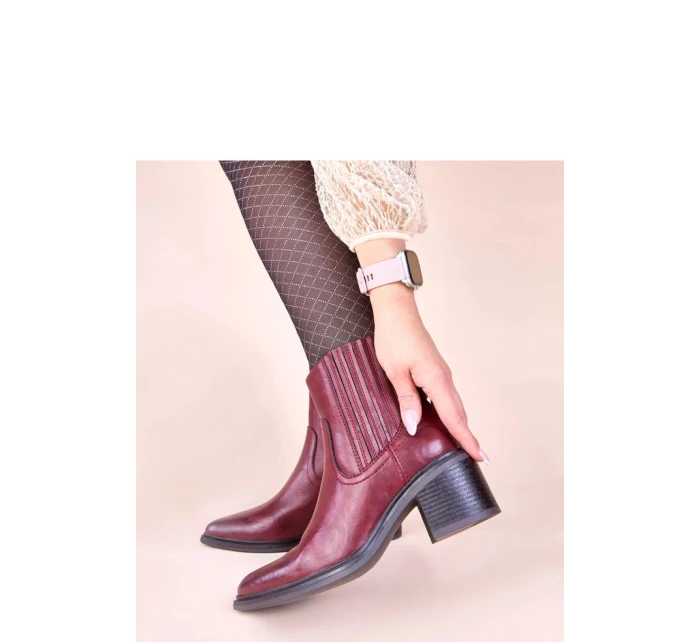 Topánky na podpätku model 221373 Solea