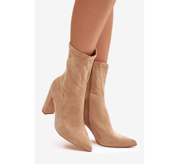 Topánky na podpätku model 222724 Step in style