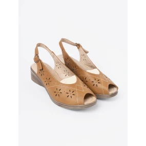 Exkluzívní dámské model 21216624 sandály na klínku