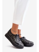 Zazoo 2973 Skórzane Półbuty Na Platformie Z Ażurowym Wzorem Czarne