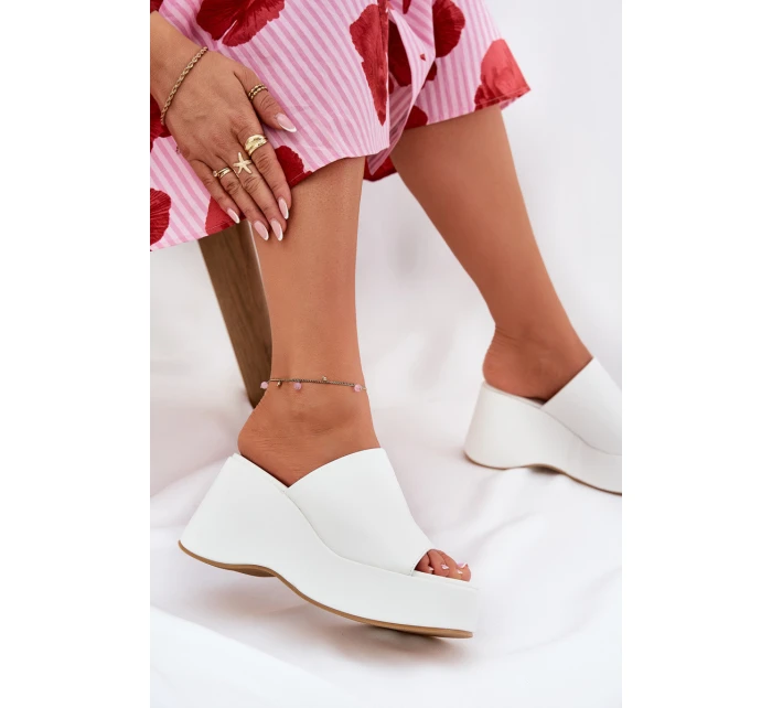 Eko Kožené Pantofle Dámské Na Platformě A Klínu Bílé model 21688543 - Boto