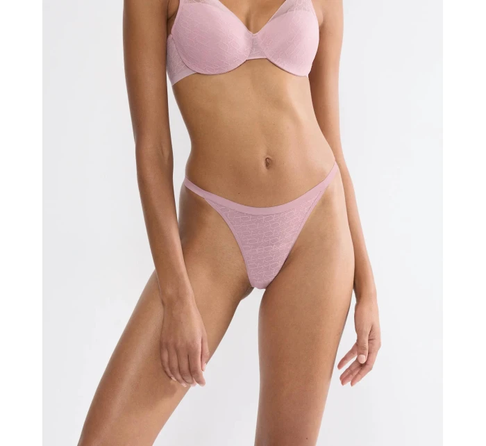 Triumph Signature Sheer String - Neznáme - TRIUMPH Neznáme - TRIUMPH Triumph Signature Sheer String - Neznáme - TRIUMPH Neznáme - TRIUMPH