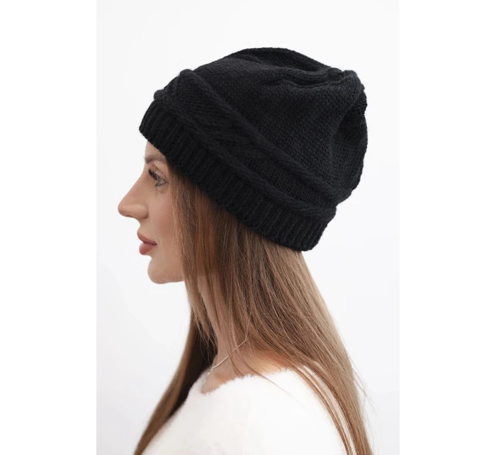 Dámská zimní čepice z vlny a s pleteným vzorem model 21817783 černá - K-Fashion Dámská zimní čepice z vlny a s pleteným vzorem model 21817783 černá - K-Fashion