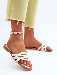 Dámské sandály z ekokože na ploché podrážce bílé model 21657557 - Boto