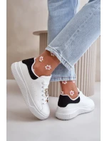 Nízke tenisky z eko kože s odznakmi bielo-čierne Cillione Nízke tenisky z eko kože s odznakmi bielo-čierne Cillione