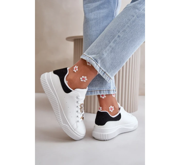 Nízke tenisky z eko kože s odznakmi bielo-čierne Cillione Nízke tenisky z eko kože s odznakmi bielo-čierne Cillione