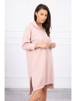 Šaty s kapucňou a dlhším chrbtom tmavo púdrovo ružové