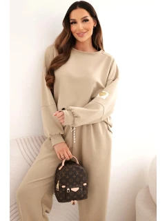 Dámský máslový komplet s volnou mikinou a kalhotami s nápisem LOVE tmavě béžový