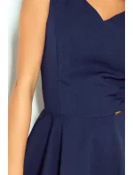Tmavě modré šaty s výstřihem ve tvaru srdce model 4976613 - numoco Tmavě modré šaty s výstřihem ve tvaru srdce model 4976613 - numoco