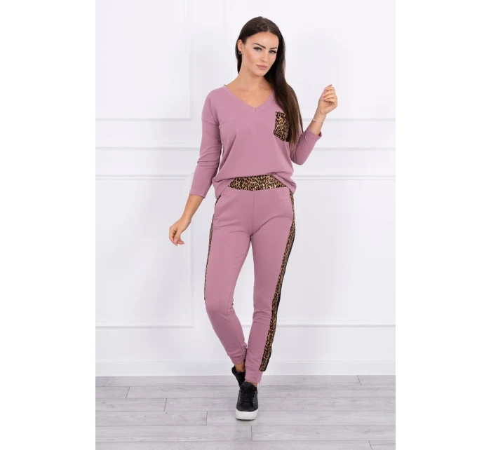 Sada s leopardím potlačou tmavo ružová