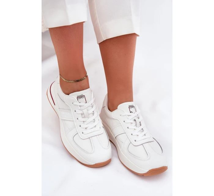 Kožené Dámské Sportovní Boty Tenisky Just Dare Bílé model 21703407 - Daniel Lopez Just Dare Kožené Dámské Sportovní Boty Tenisky Just Dare Bílé model 21703407 - Daniel Lopez Just Dare