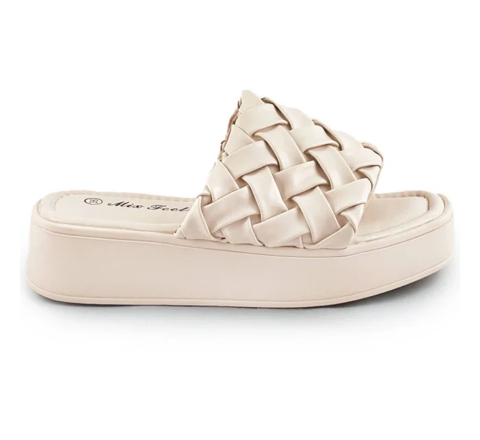 Béžové dámské pantofle na platformě model 17352370 - Mix Feel