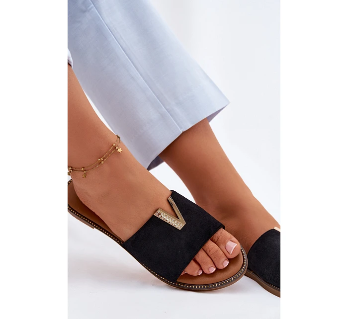 Dámské ploché nazouváky s ozdobným detailem V Černé model 22111398 - Boto