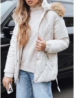 Dámská zimní prošívaná bunda s kapucí bílá Dstreet model 21993133 - FashionStreet