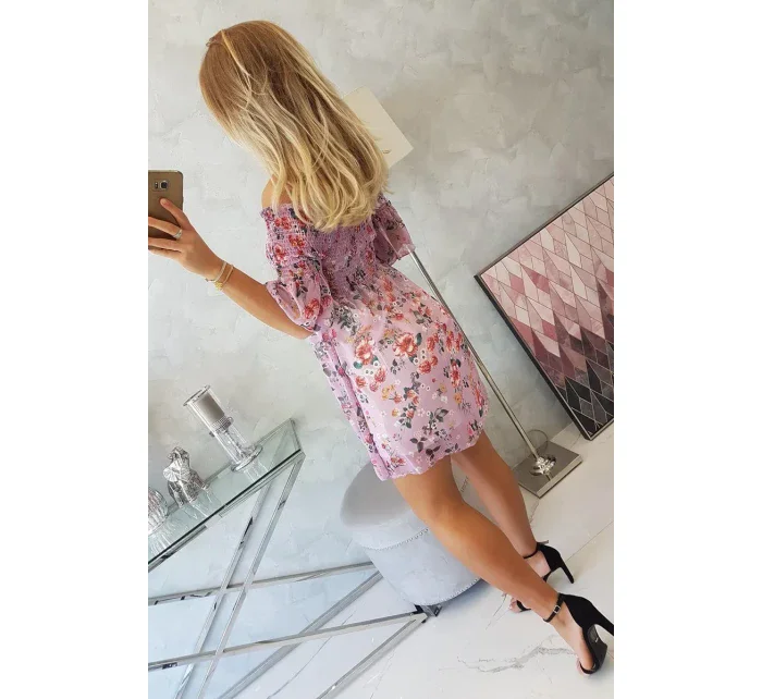 Španielske šaty s kvetinovým motívom fialovej