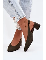 Materiálové dámské sandály na podpatku tmavě zelené model 22102914 - Boto