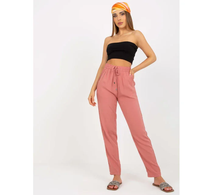 Kalhoty model 17462241 tmavě růžové - FPrice Kalhoty model 17462241 tmavě růžové - FPrice