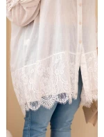 Dámske bavlnené tričko s čipkovým lemovaním v béžovej farbe Dámske bavlnené tričko s čipkovým lemovaním v béžovej farbe