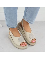 Dámské sandály na platformě se zirkony béžové model 22134919 - FILIPPO