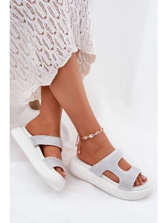 Zdobené Dámské Pantofle Na Platformě Bílé model 21699284 - Boto